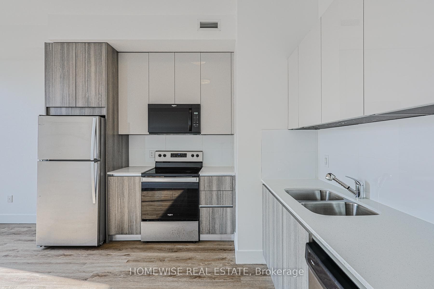 3020 Dundas Street Unit 201 photo 8