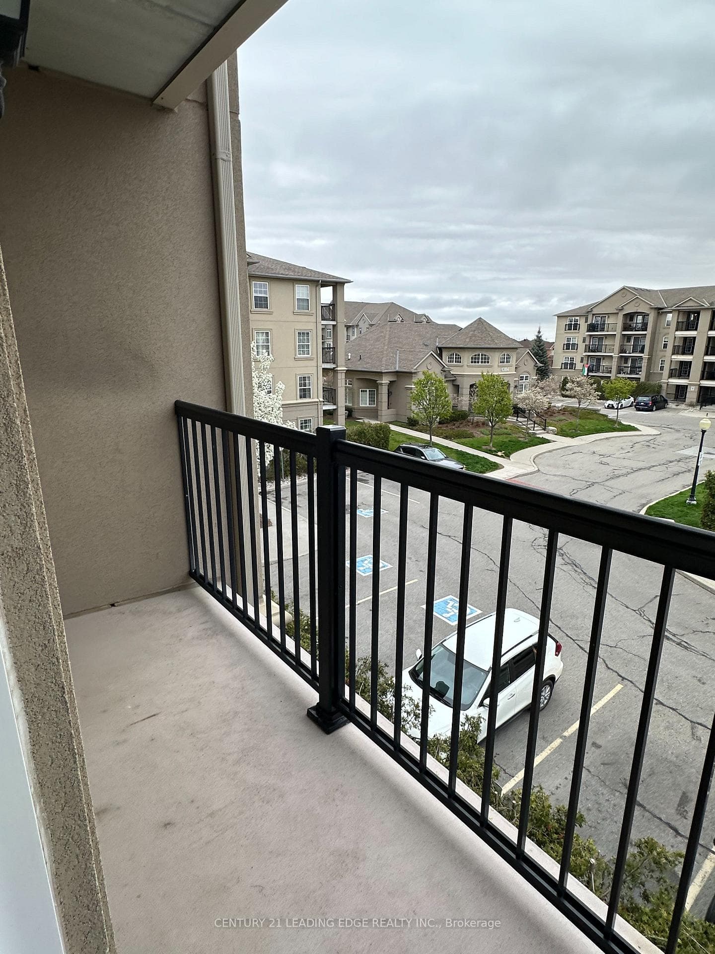 1380 Main E Street Unit 302 photo 16