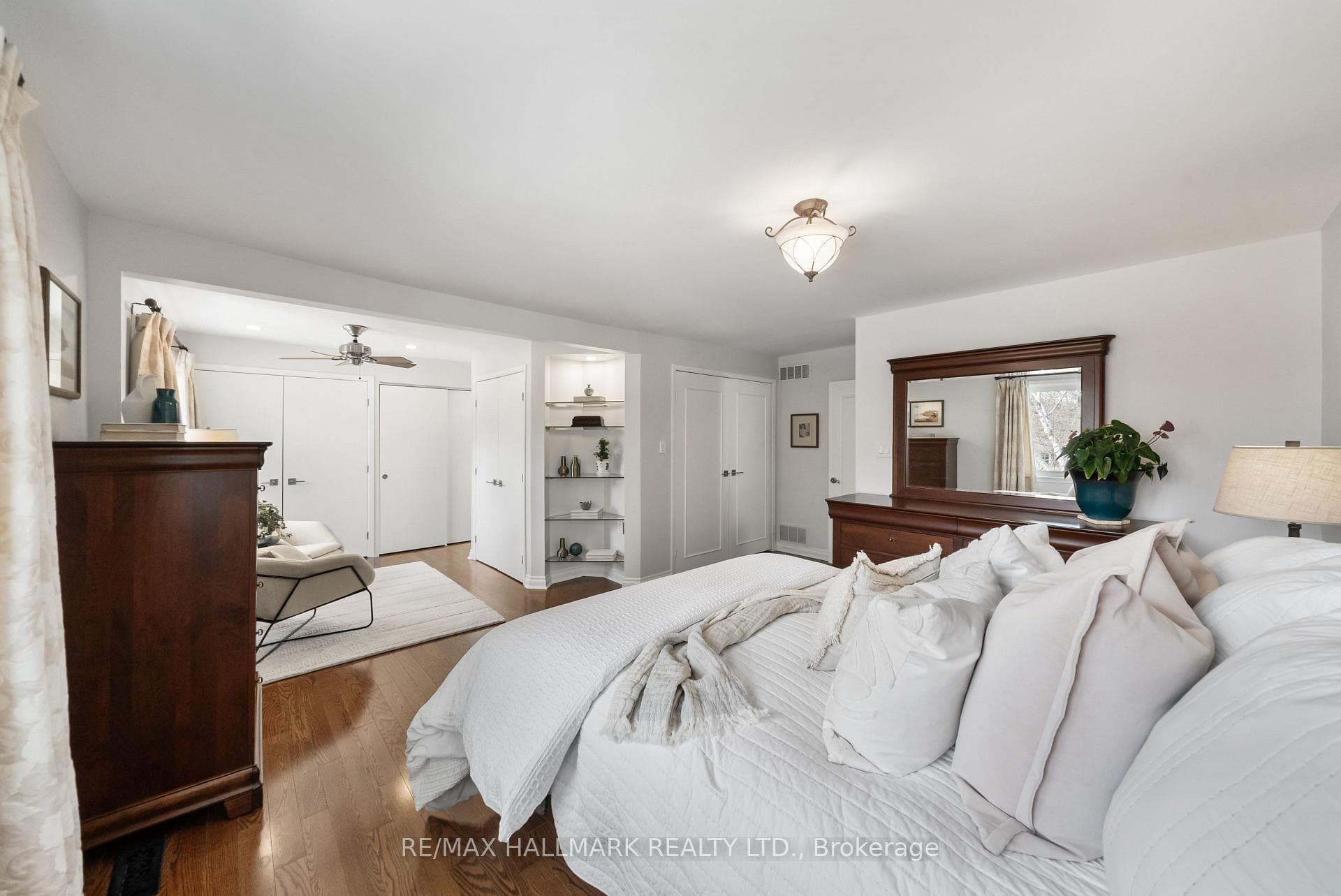 102 Banstock Drive photo 22