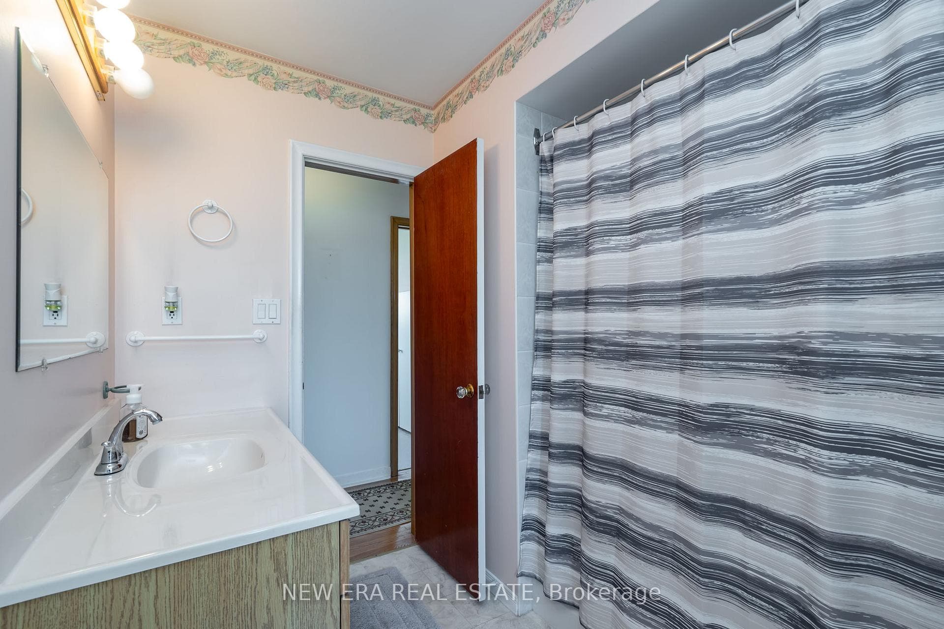 217 Fitch Street photo 18