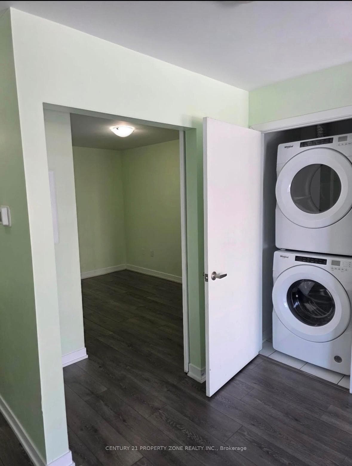 3401 Ridgeway Drive Unit 301 photo 8