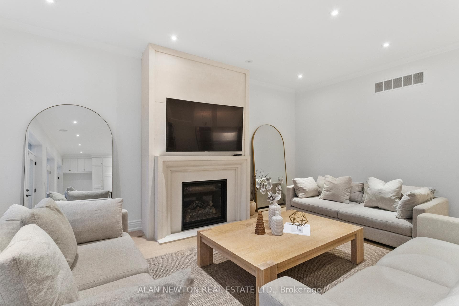 68 Spruce Avenue photo 23