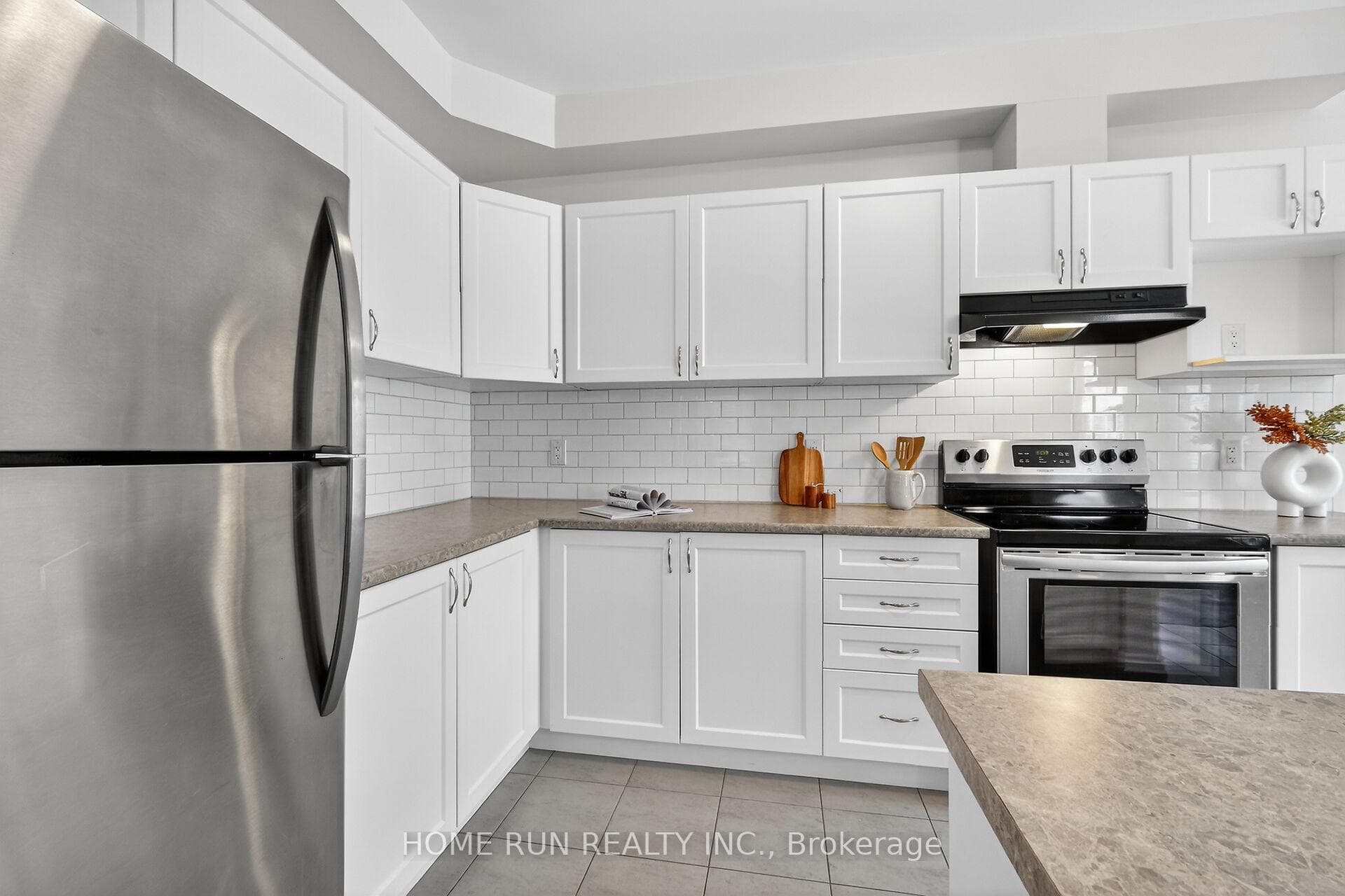 735 Megrez Way photo 5