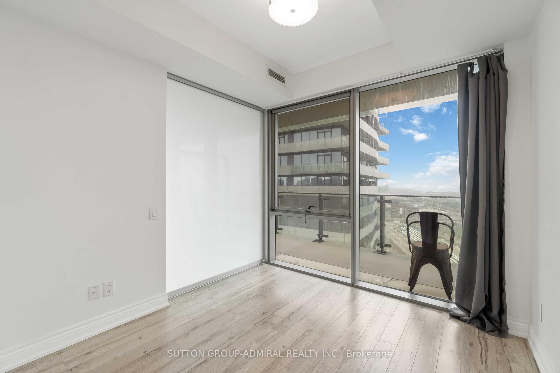 70 Distillery Lane Unit 3303 photo 12