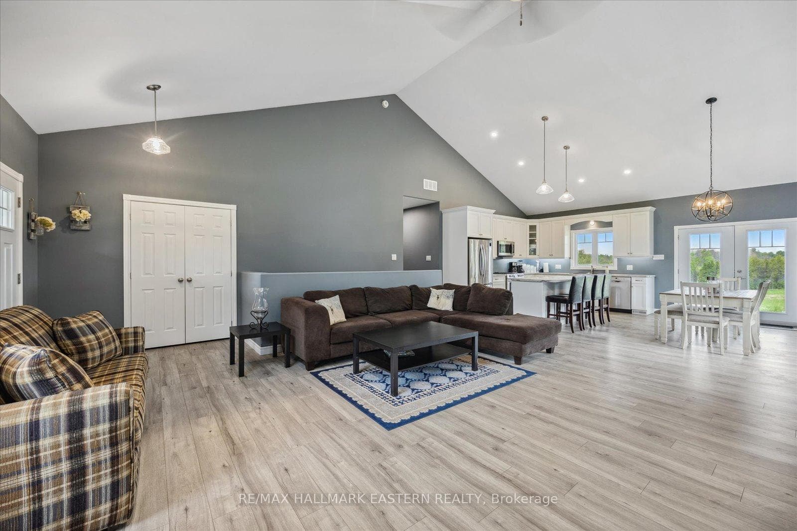 904 Skyline Road photo 10