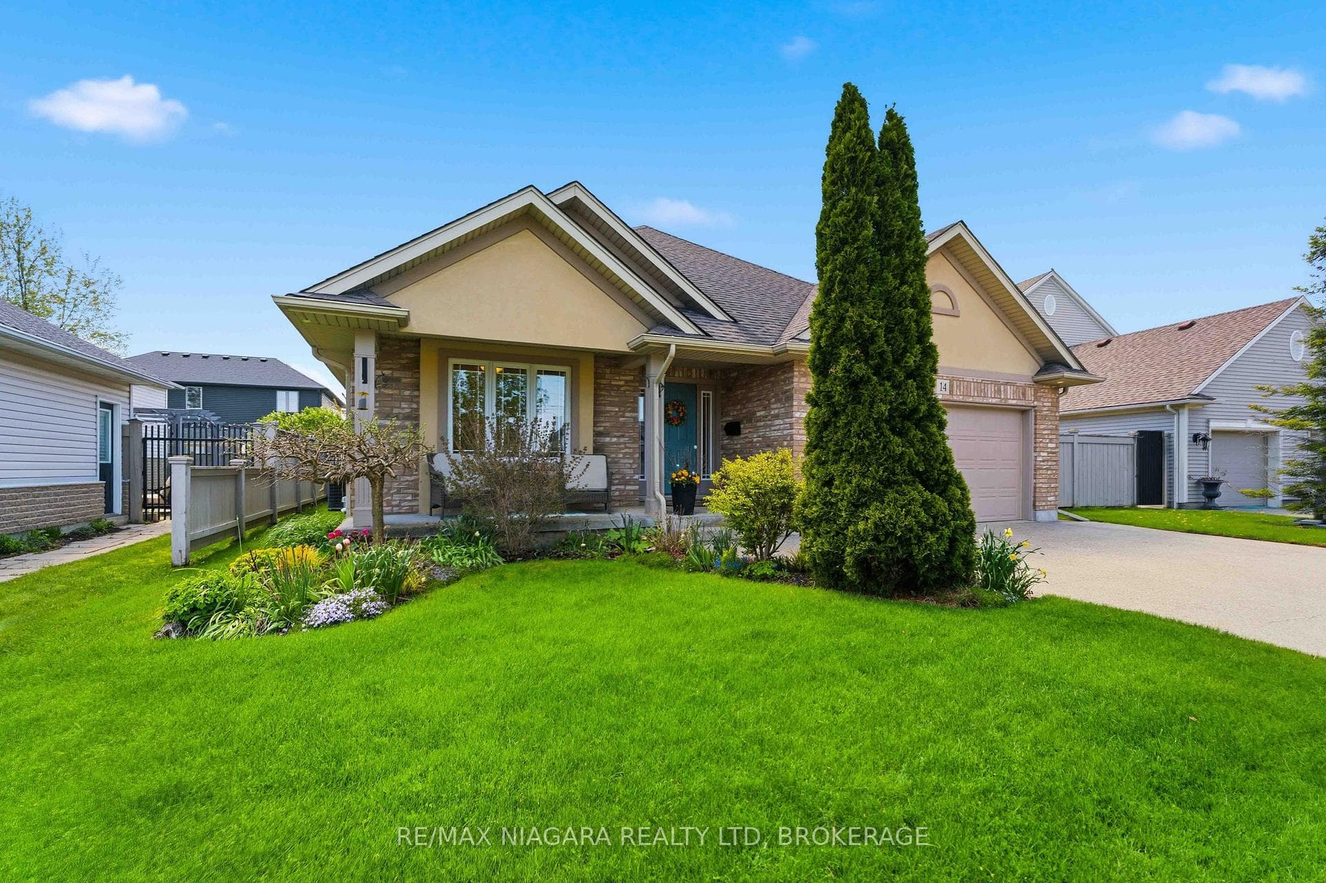 14 Nicholas Drive photo 3