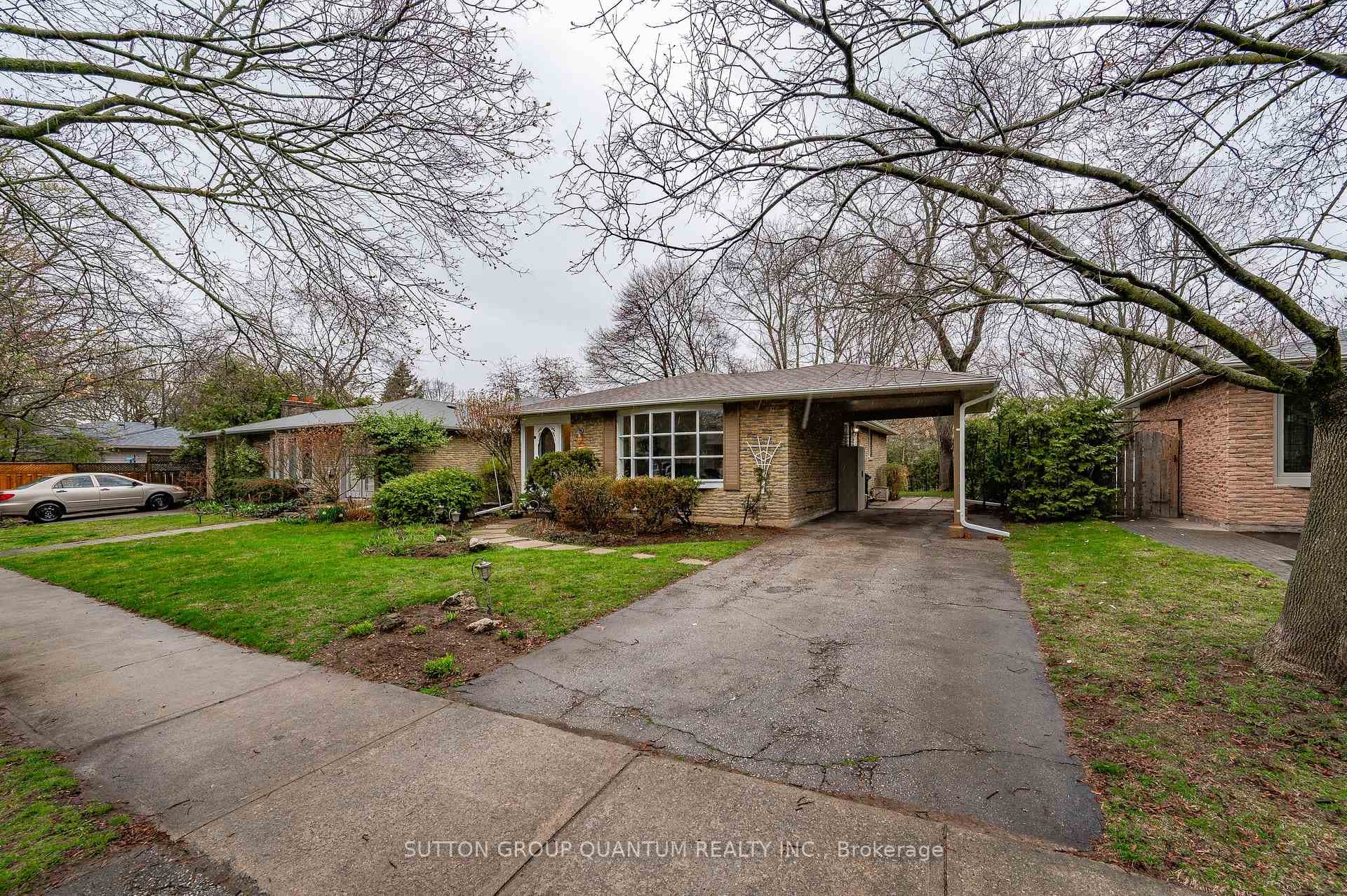 485 Anthony Drive photo 5