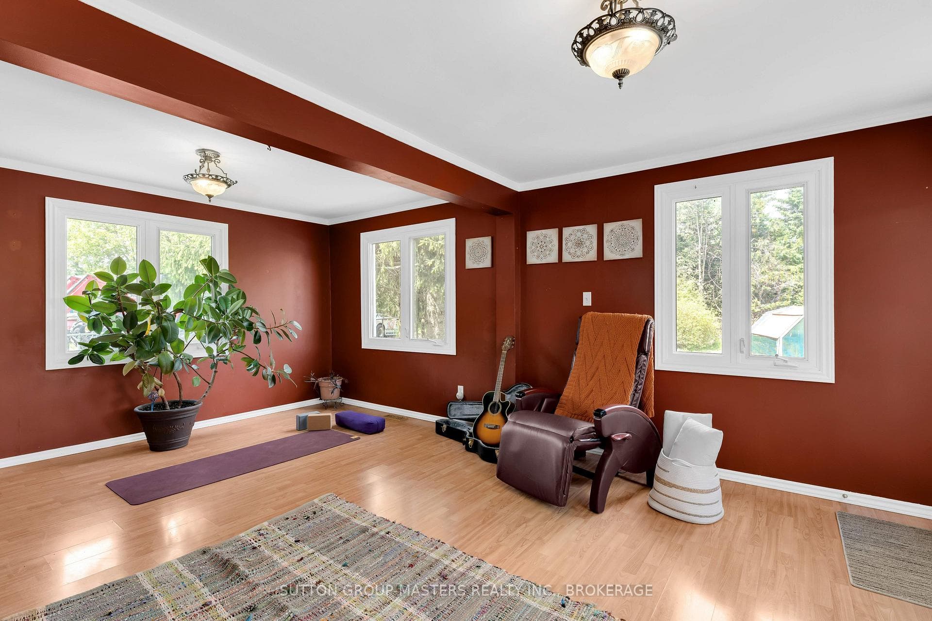 21 McDonald Crescent photo 17