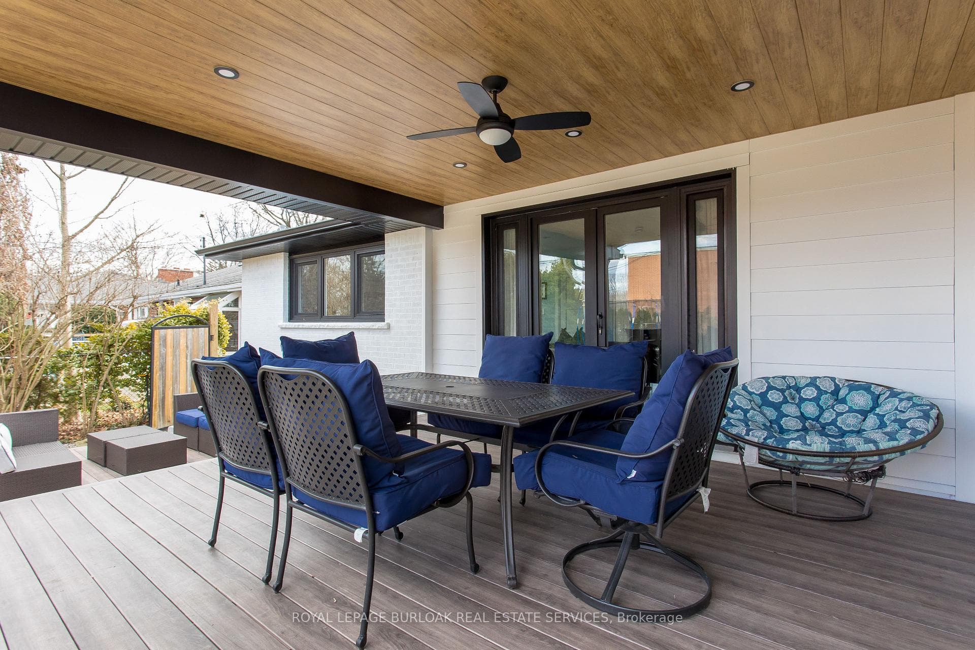 417 Strathcona Drive photo 3