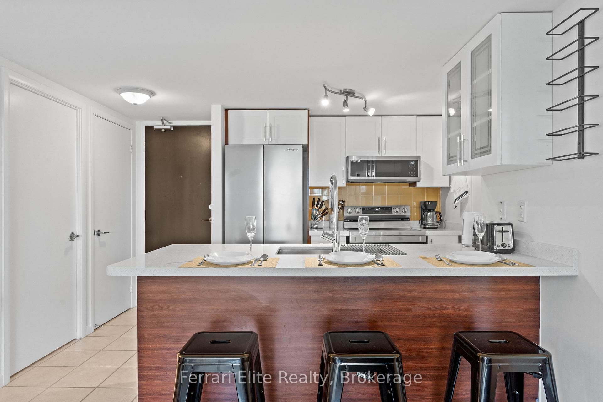 231 Fort York Boulevard Unit 427 photo 1