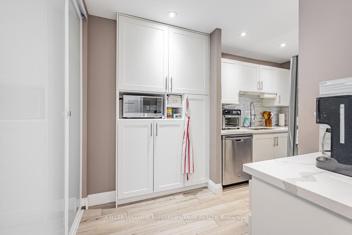 3025 Queen Frederica Drive Unit 1007 photo 20