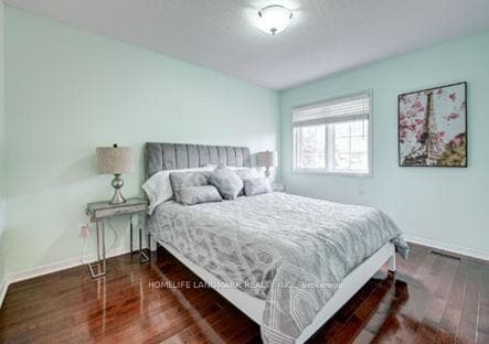 3181 EDEN OAK Crescent photo 2