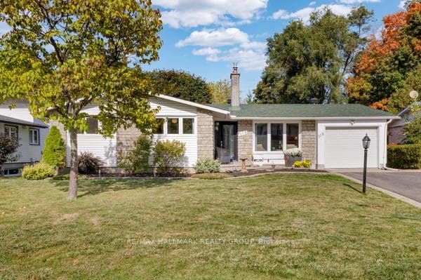 118 Queensline Drive photo 2