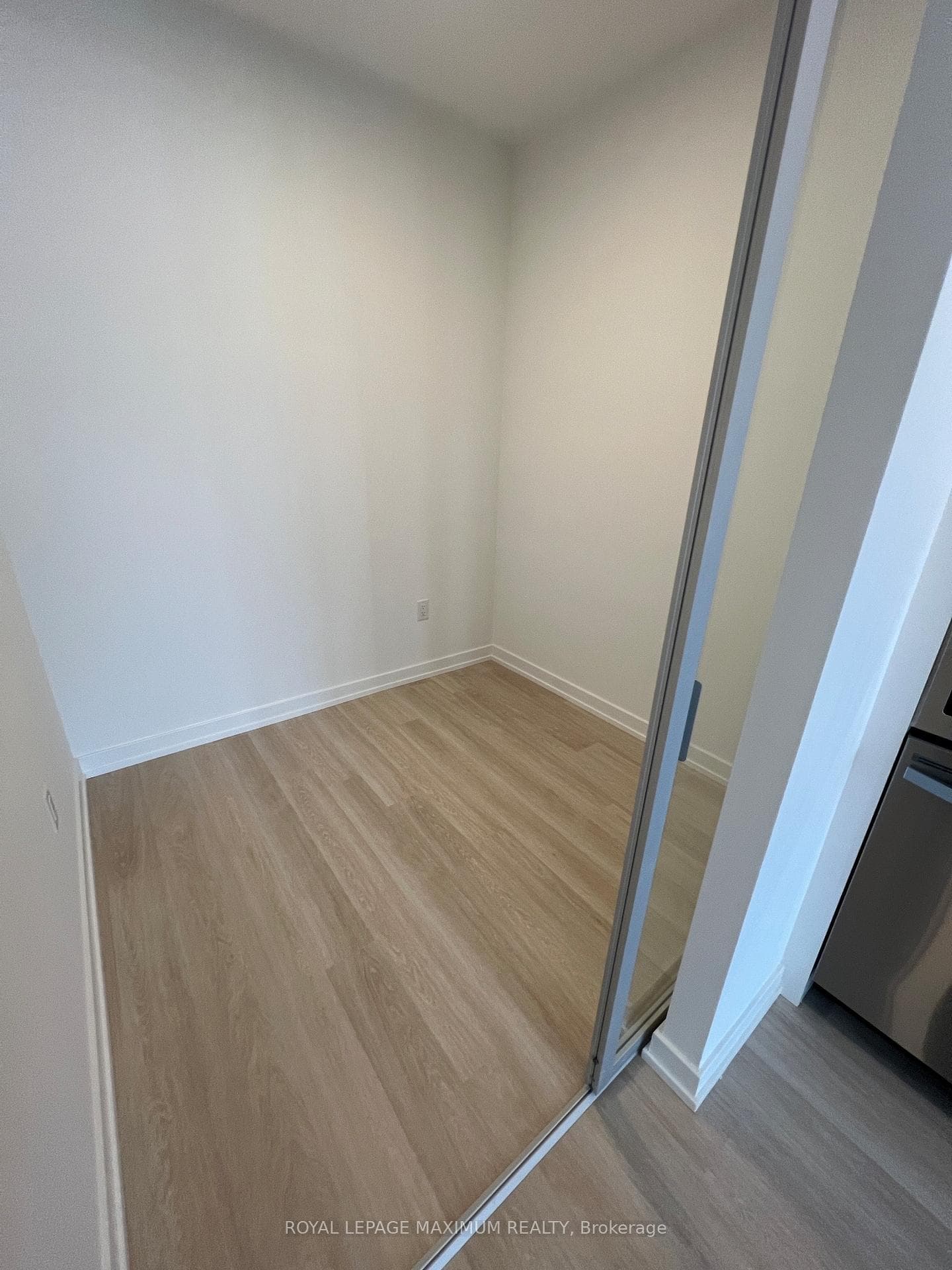 9751 Markham Road Unit 520 photo 9