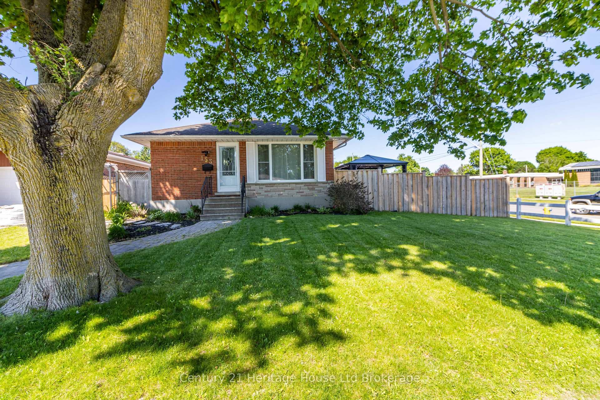 153 Springbank Avenue photo 4