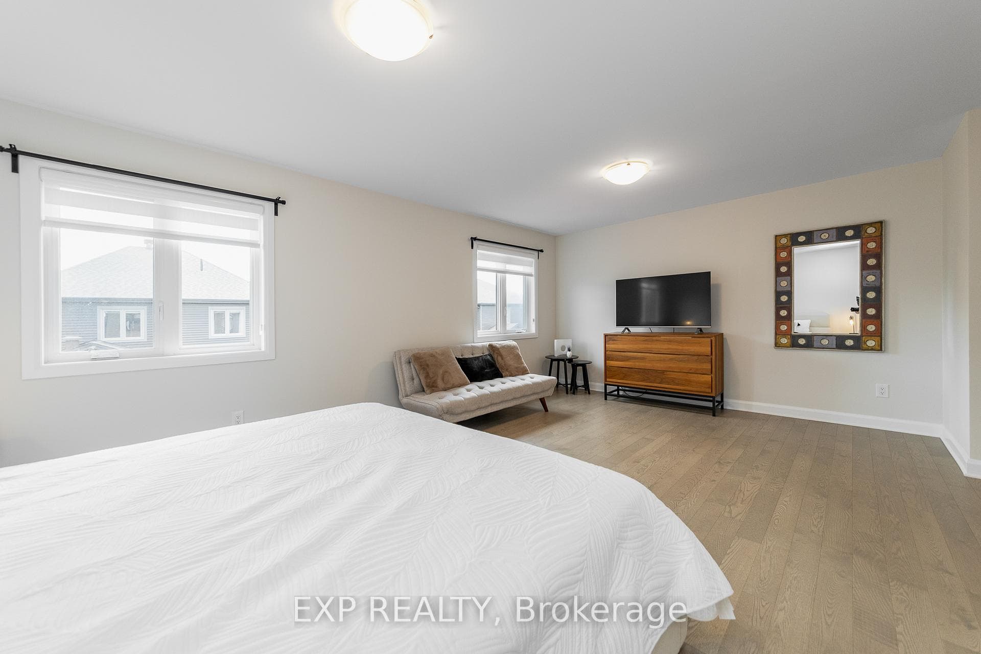 616 Moonflower Crescent photo 28