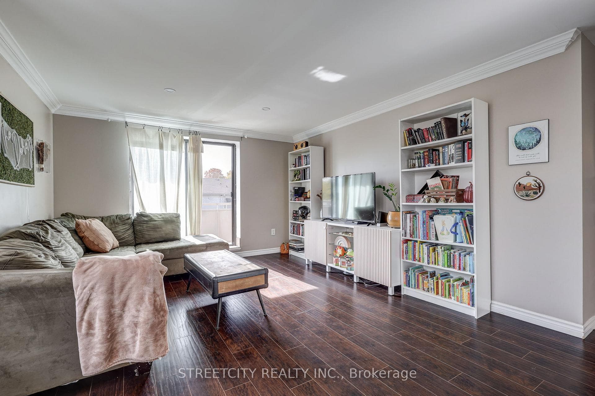 75 Huxley Street Unit 202 photo 11