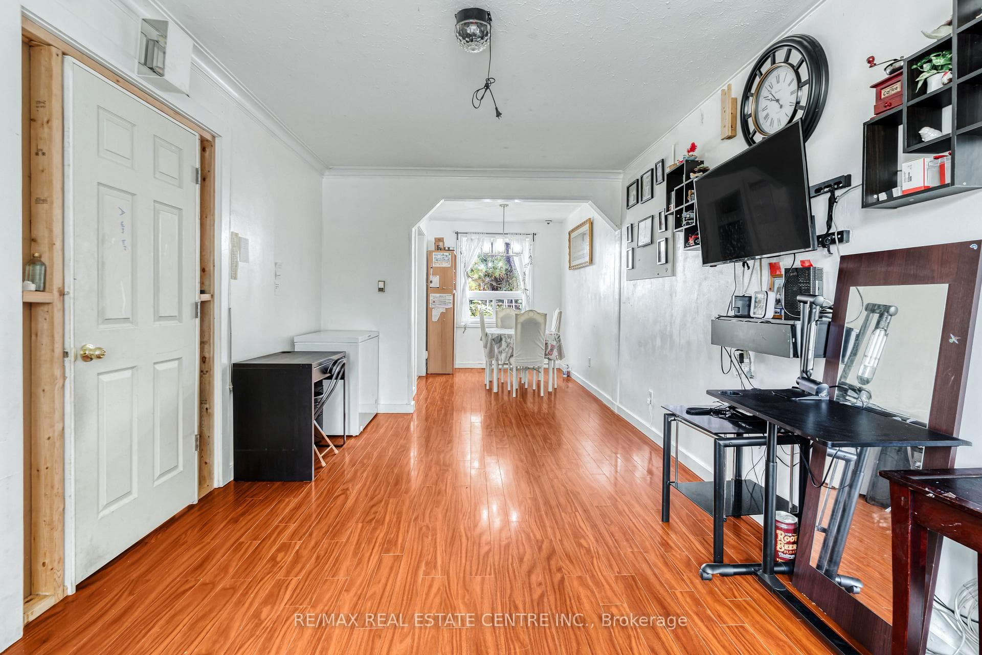 421 St Augustine Drive photo 15