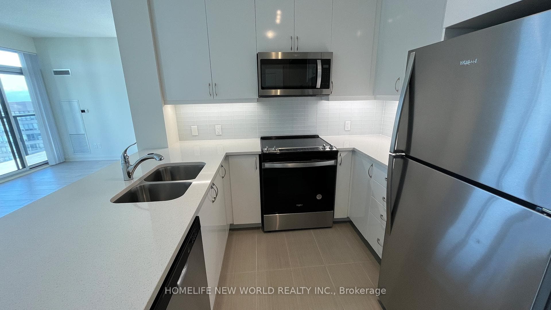 4955 Yonge Street Unit 2206 photo 6