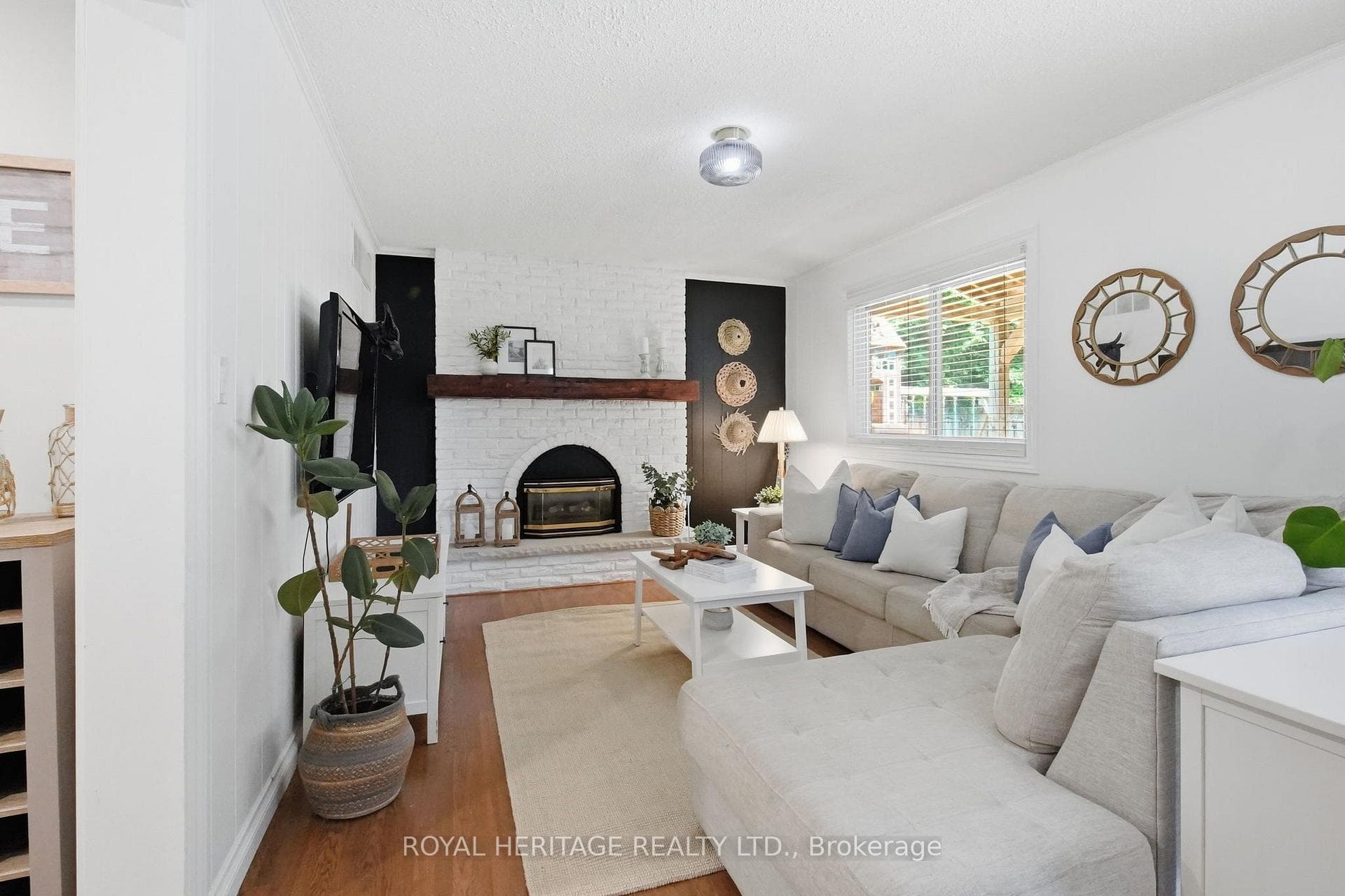 321 Salerno Street photo 23