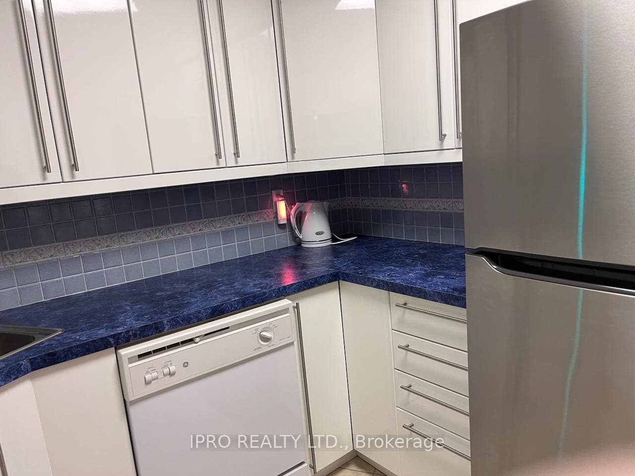 260 Queens Quay Unit 1804 photo 10