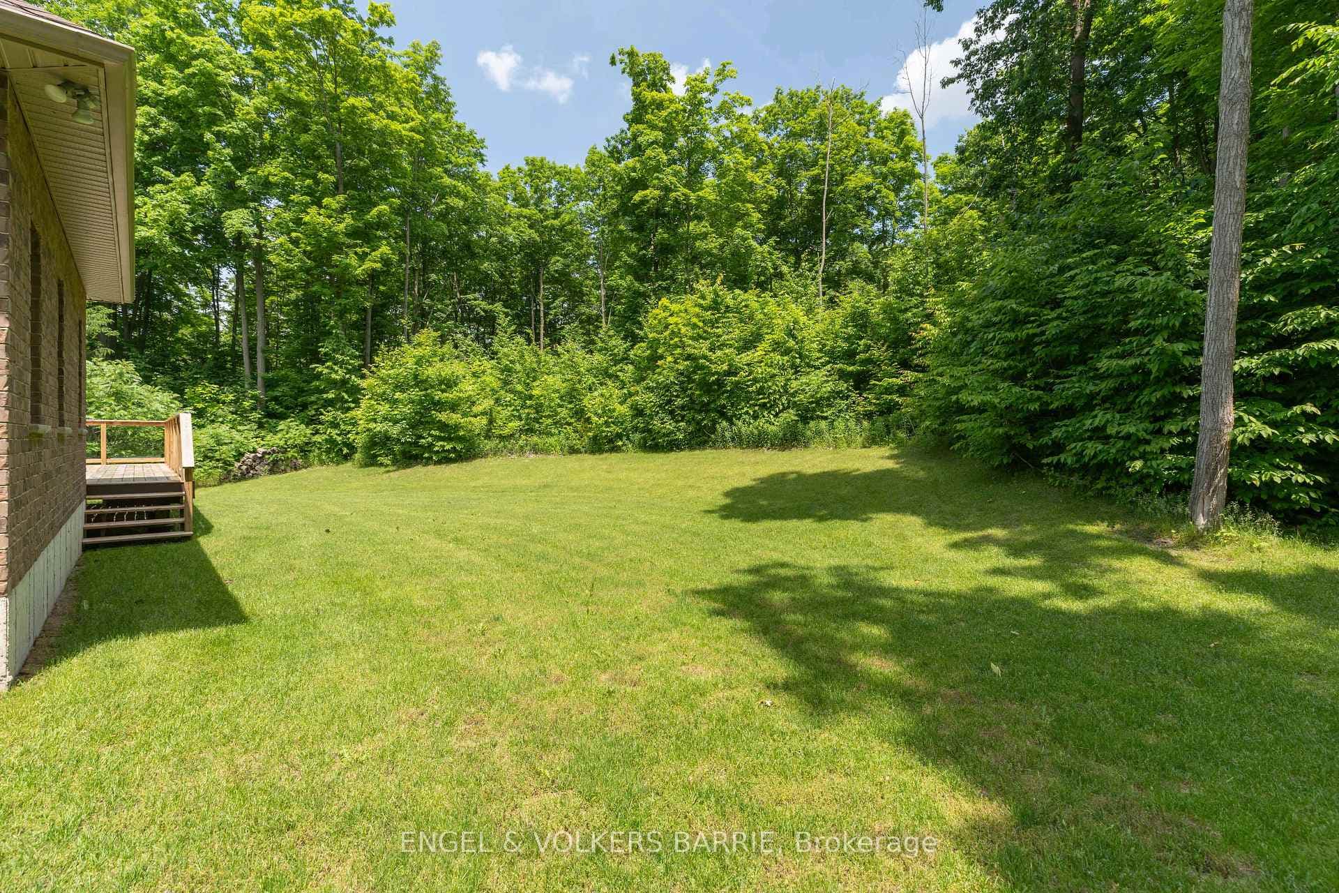 64 Heron Boulevard photo 24