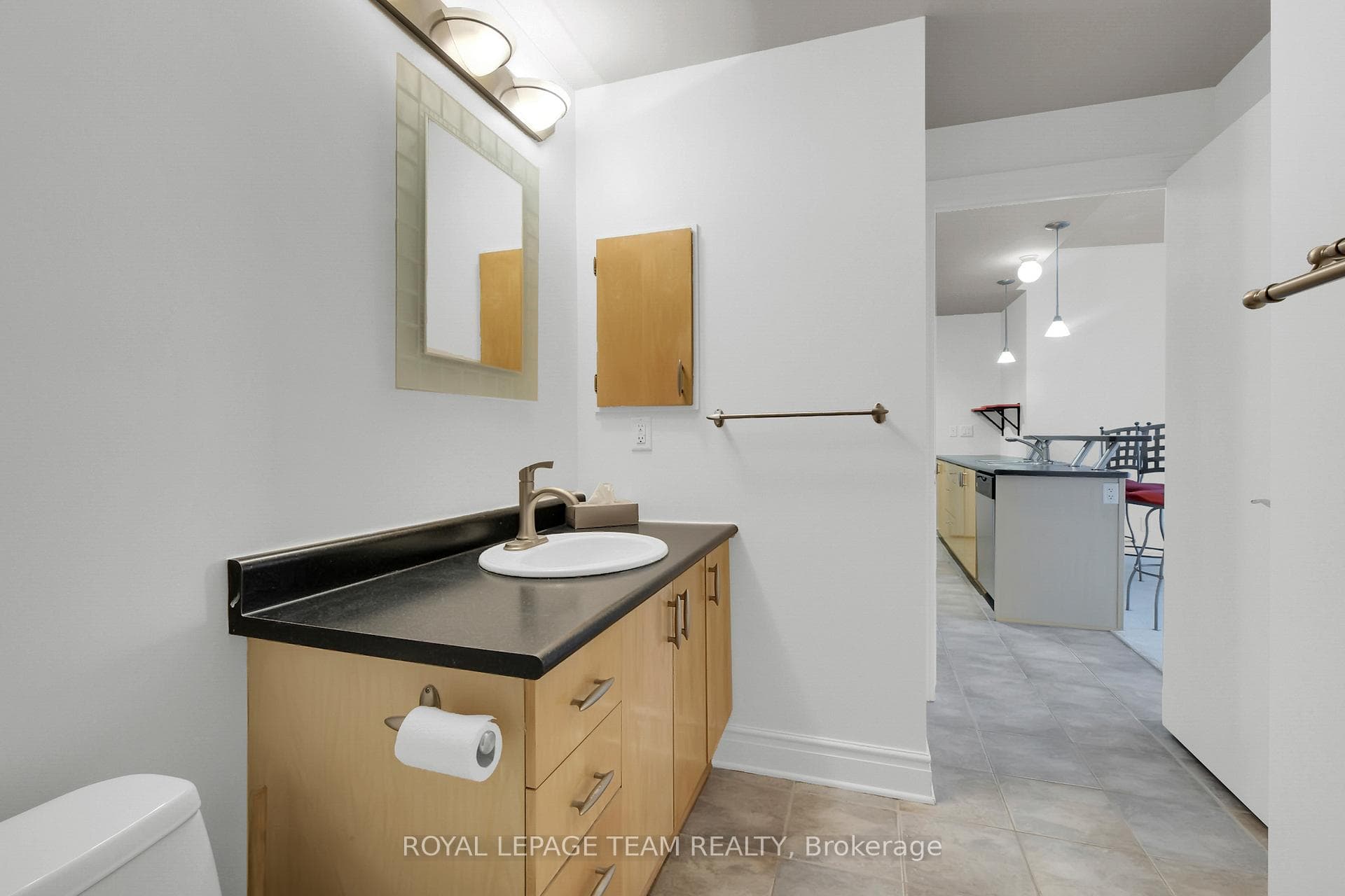 85 Bronson Avenue Unit 1002 photo 25