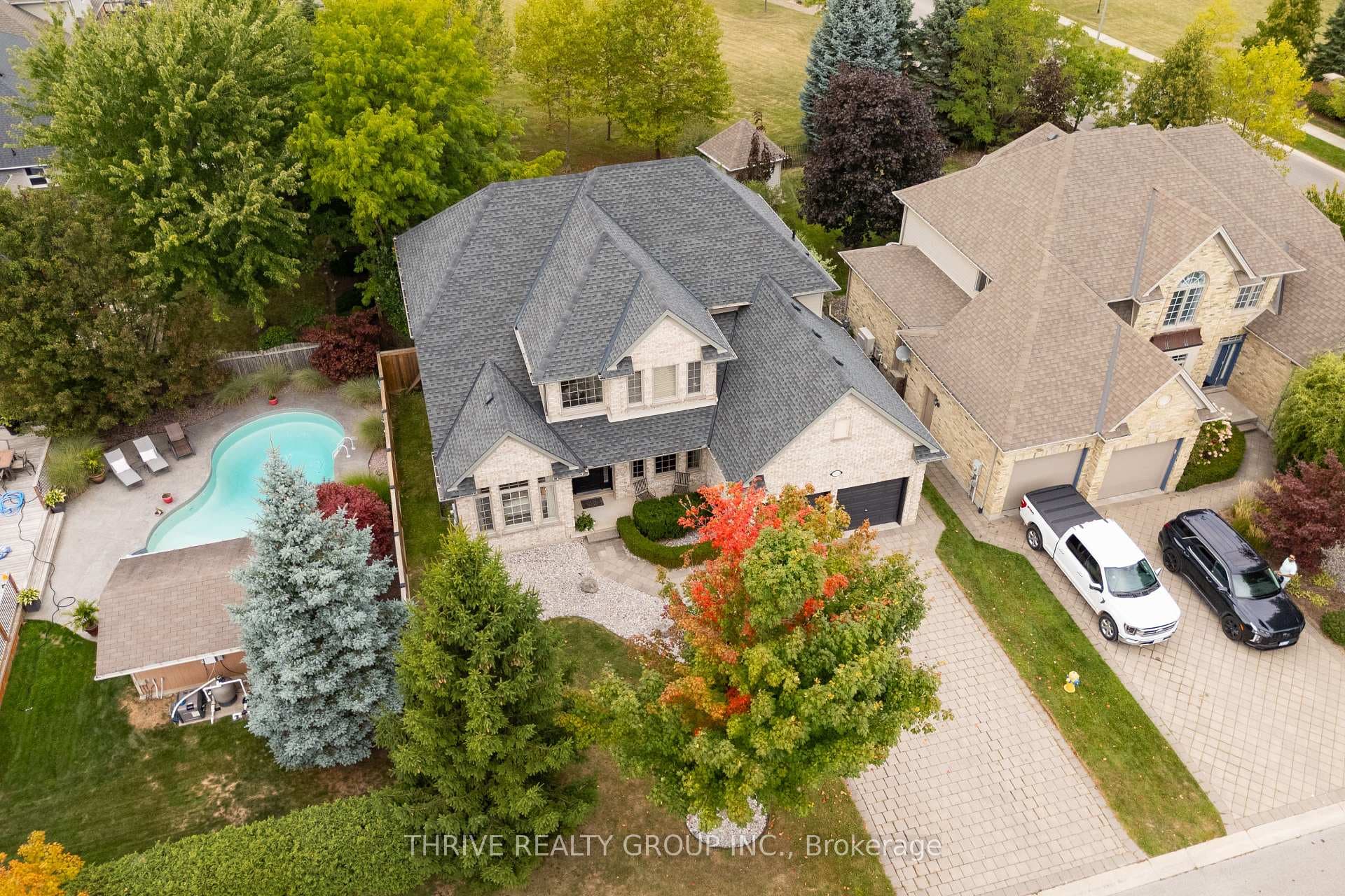 320 Rivertrace Close photo 4