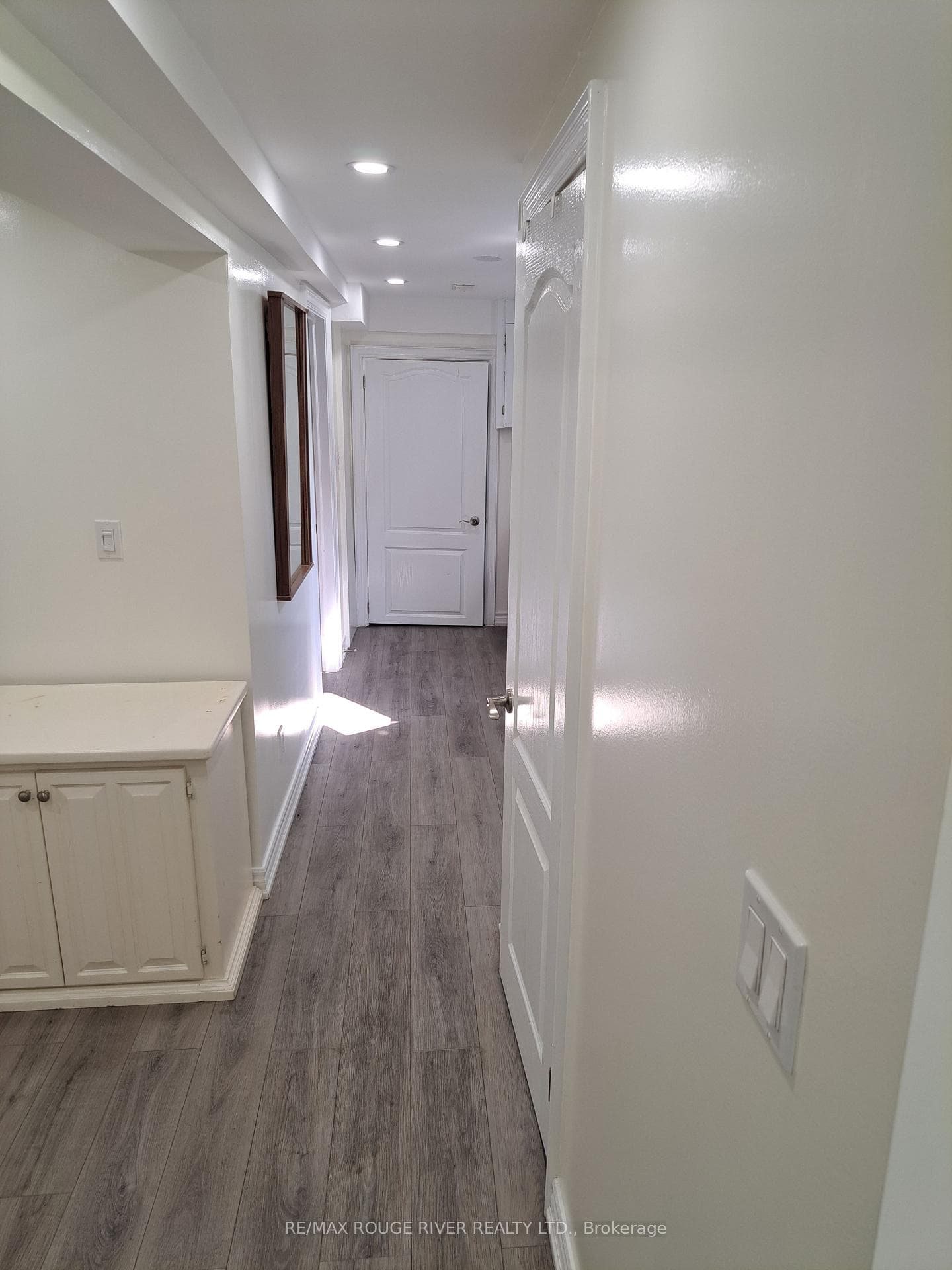 848 danforth Road Unit Bsmt photo 8