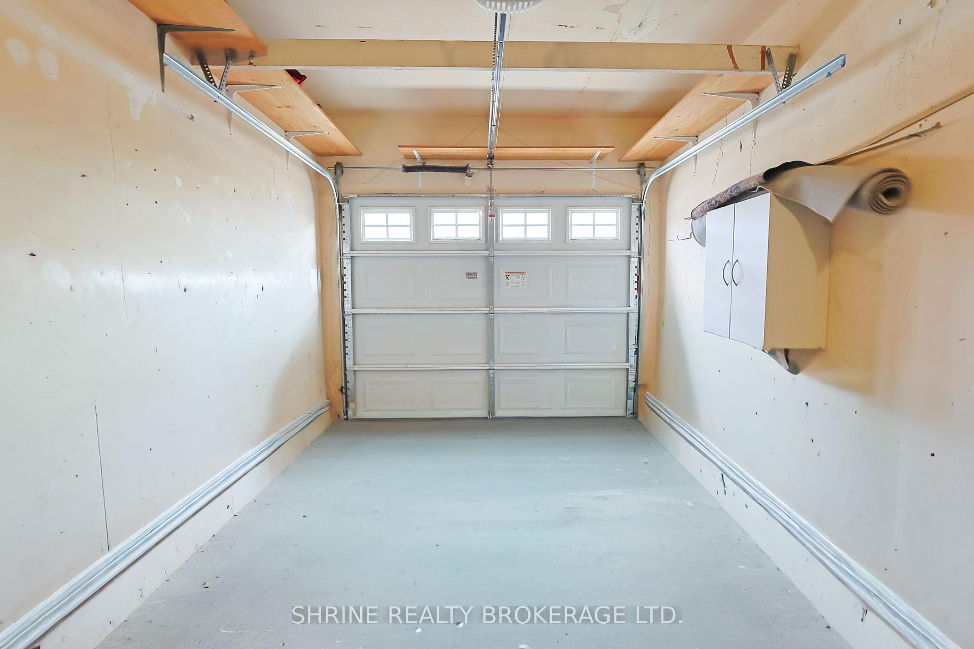 122 Andover Drive photo 39