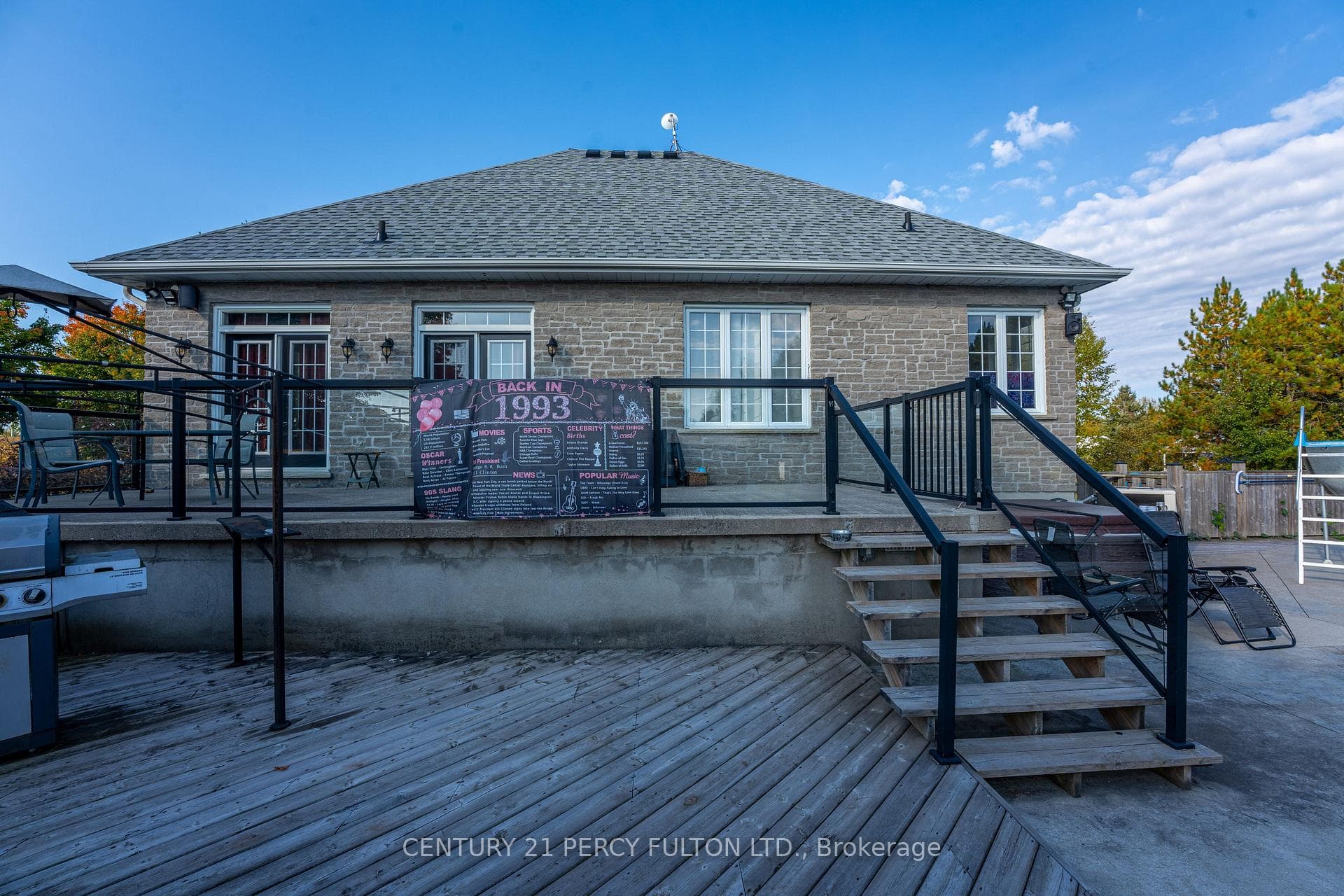 5659 Gilmore Road photo 6