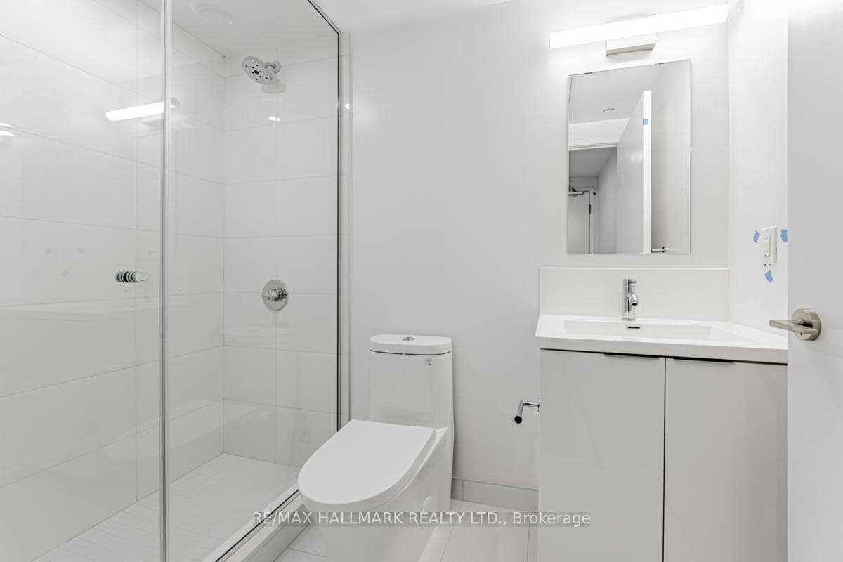 238 Simcoe Street Unit 2709 photo 15