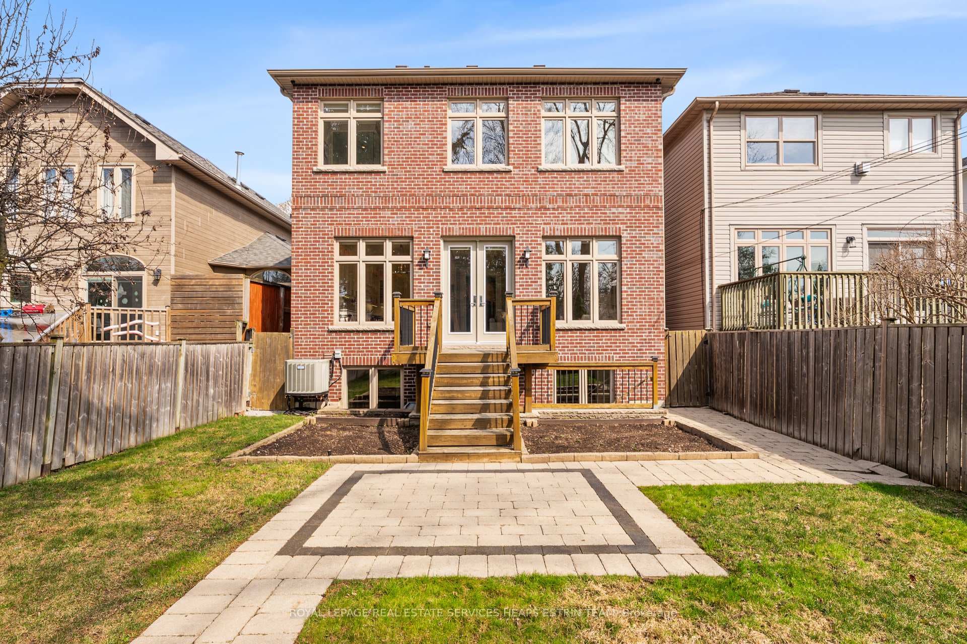 565 Broadway Avenue photo 34