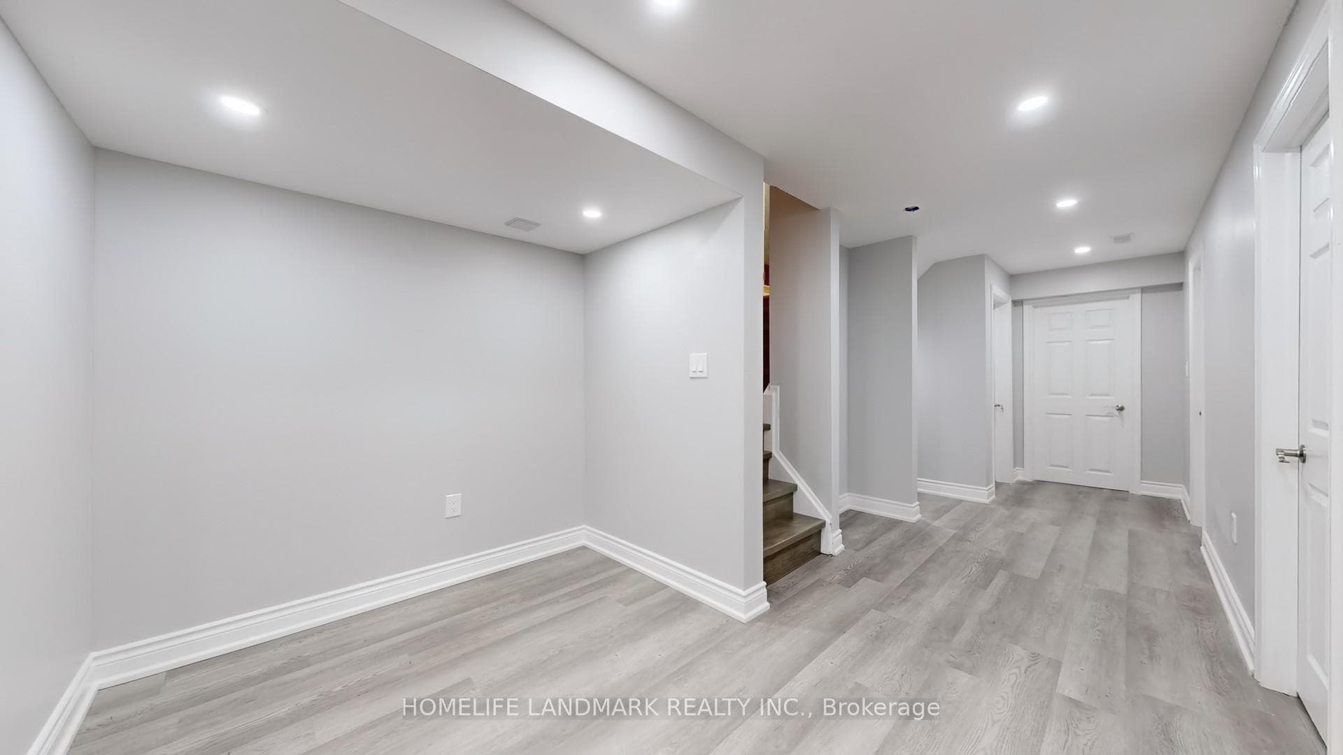 37 Roy Rainey Avenue Unit (Bsmt) photo 7