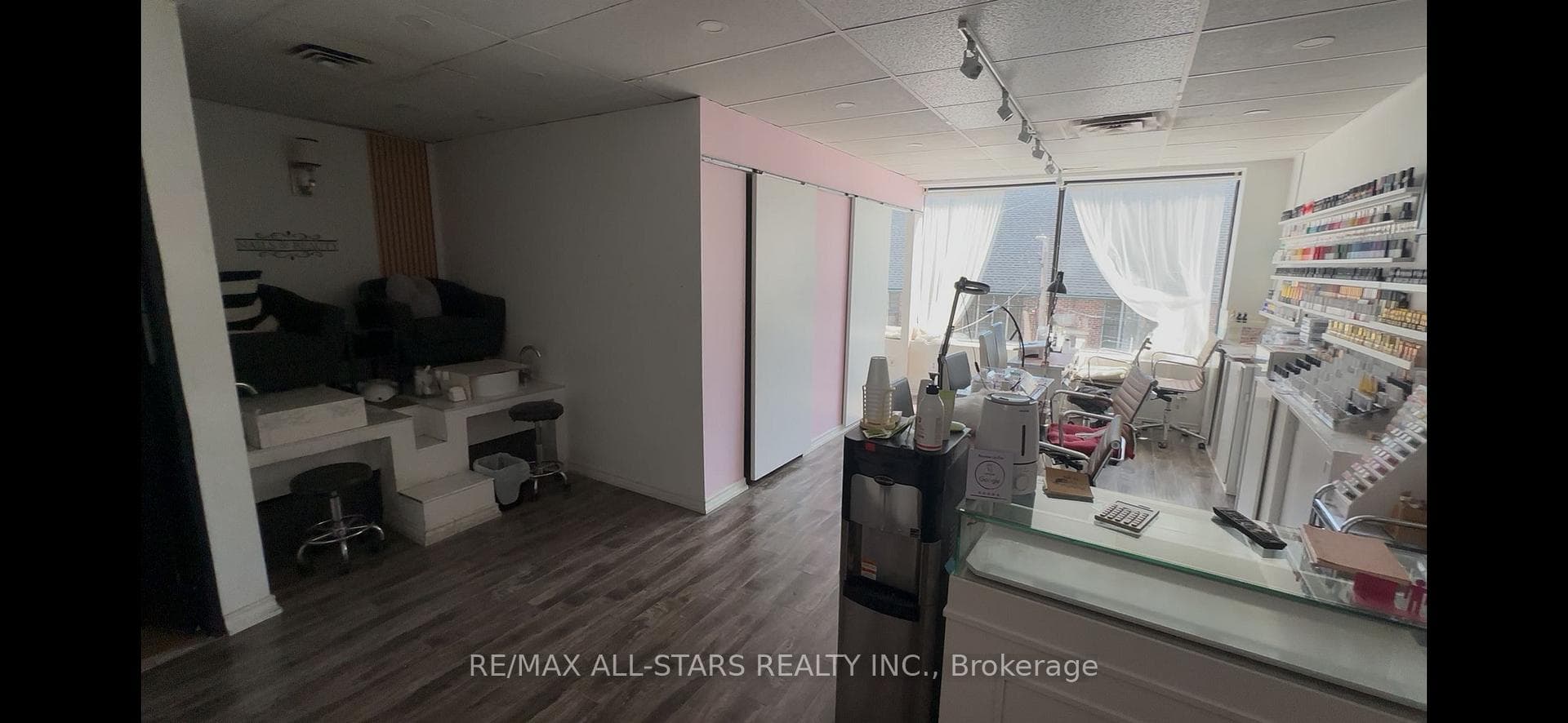 5519 Yonge Street photo 9