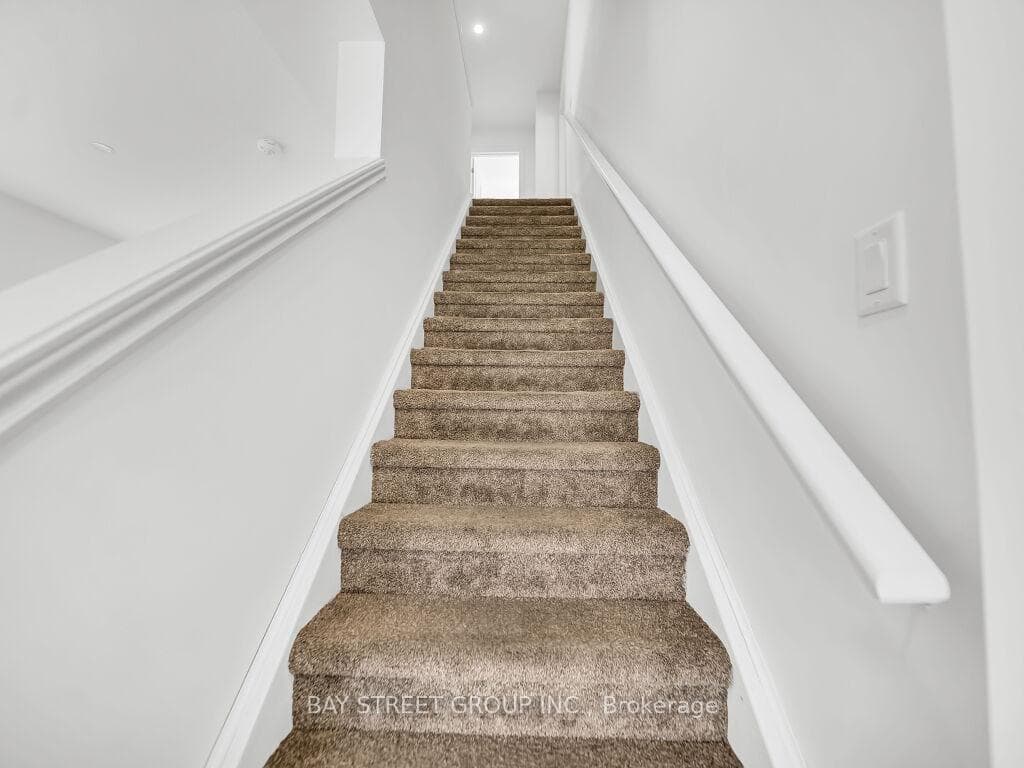 126 Byers Street photo 20