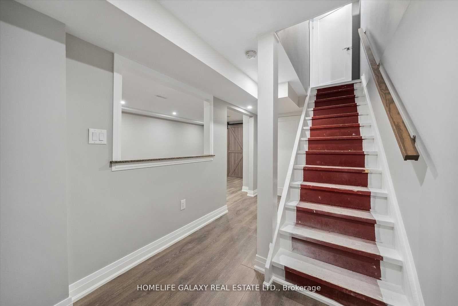 100 Burrows Hall Boulevard Unit 29 photo 16