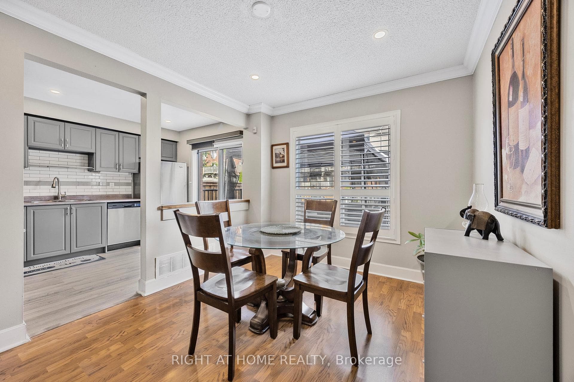 48 Drake Drive photo 8