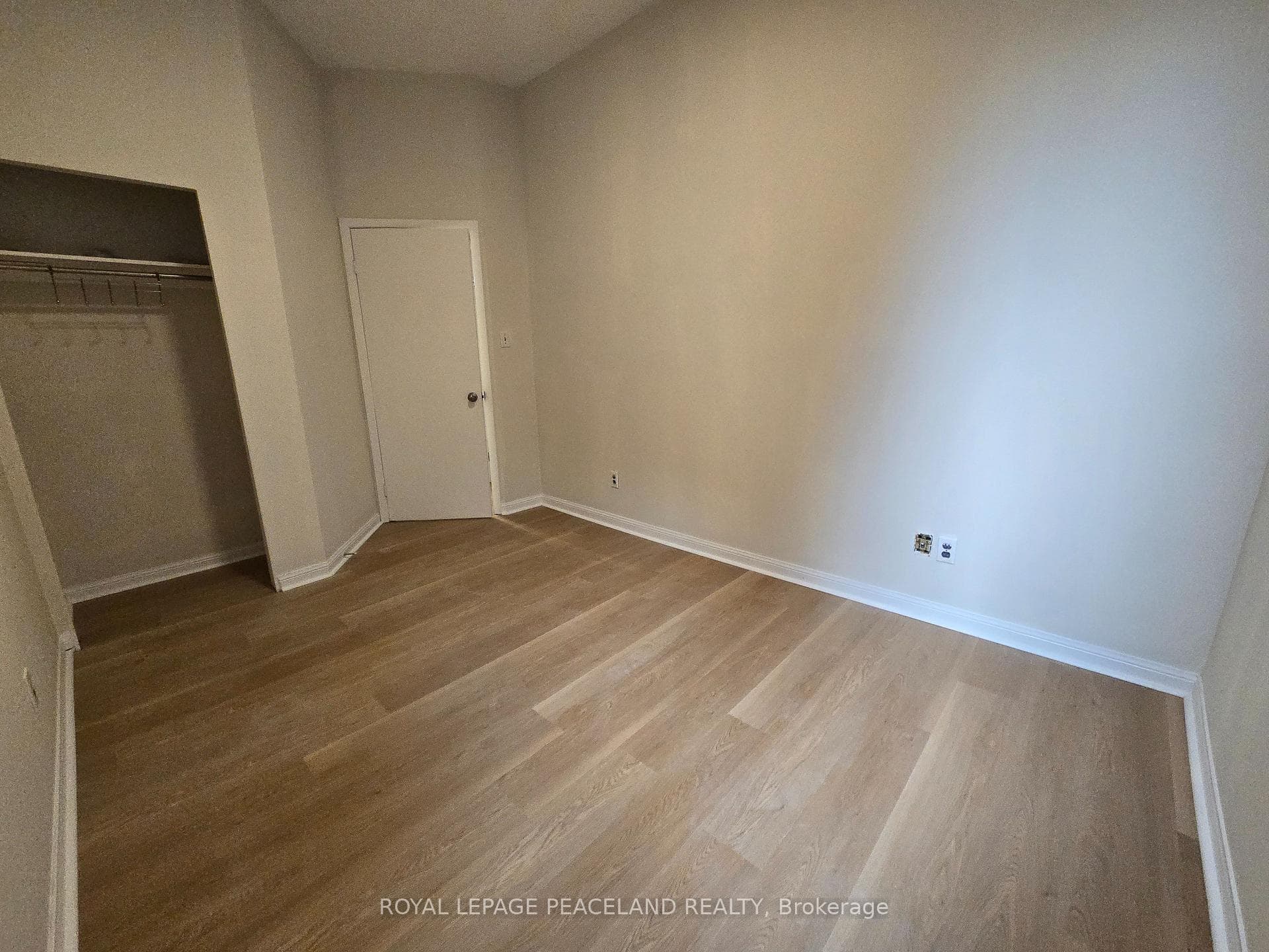 558 Spadina Crescent Unit 2 photo 9