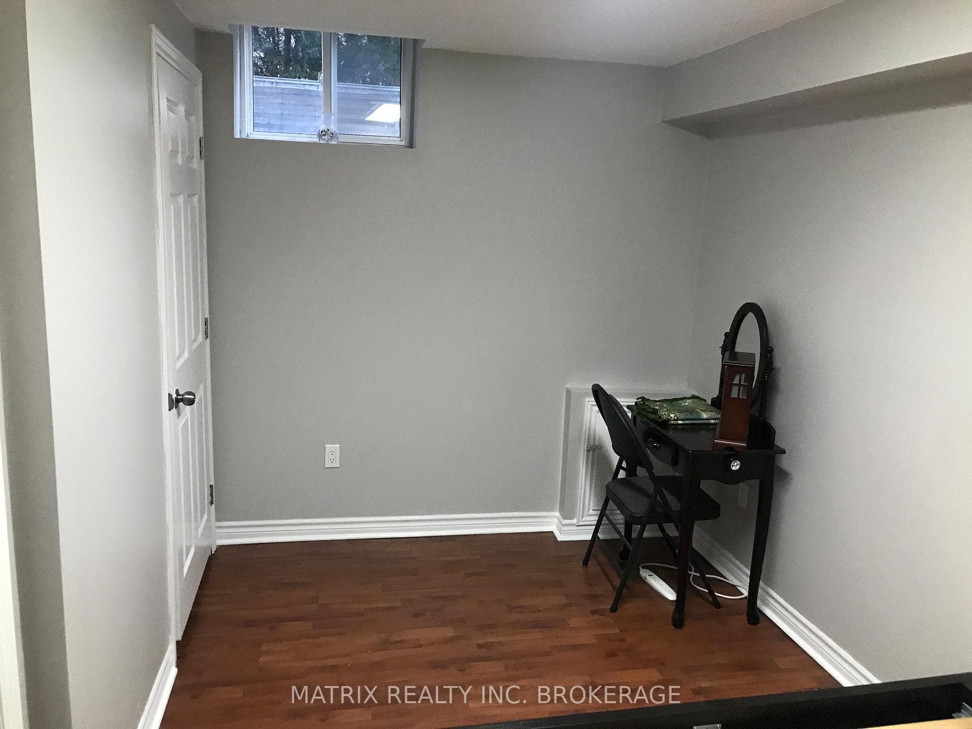 1604 Rayleen Crescent photo 16