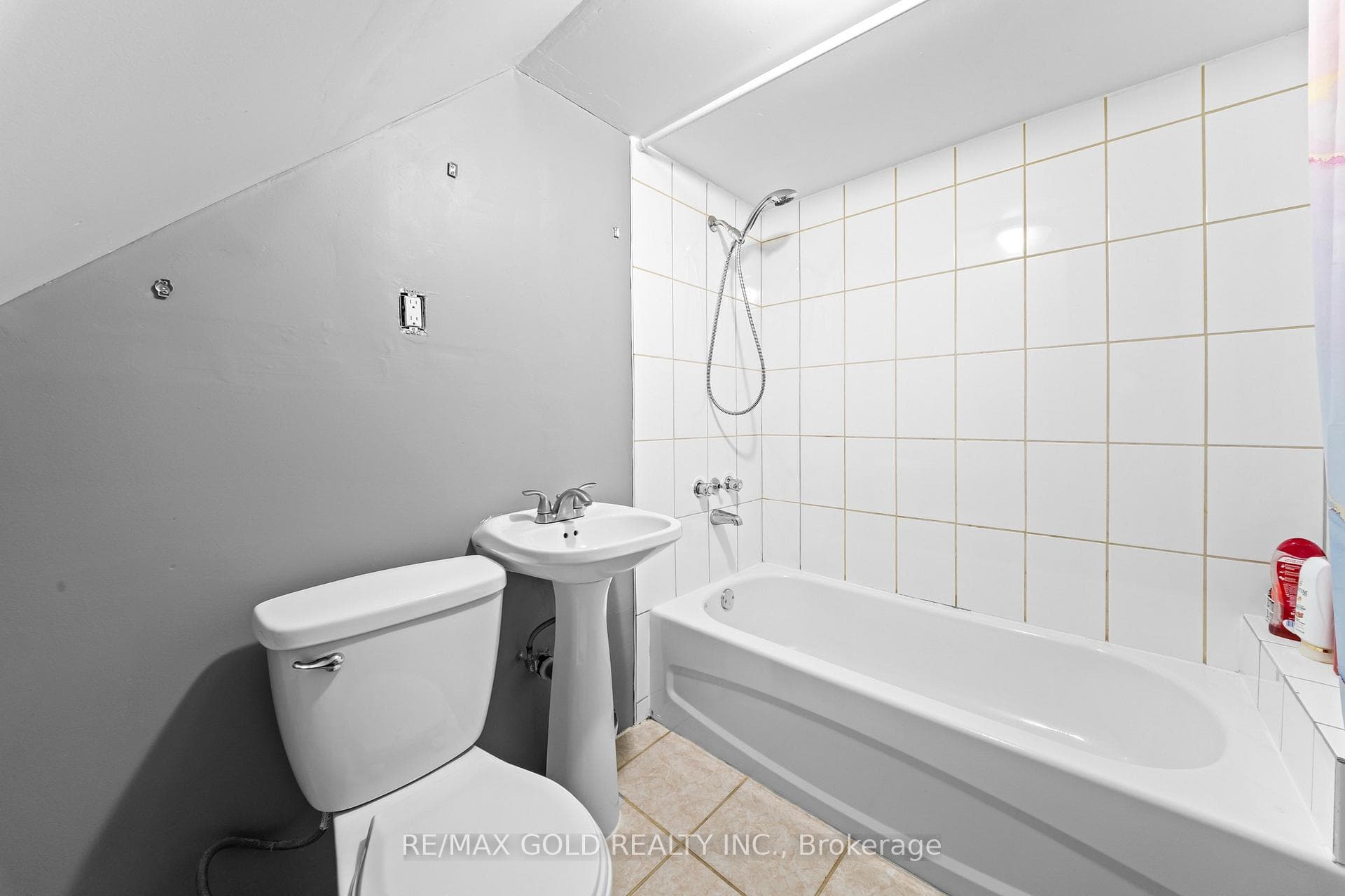 4 Collingdale Road photo 23