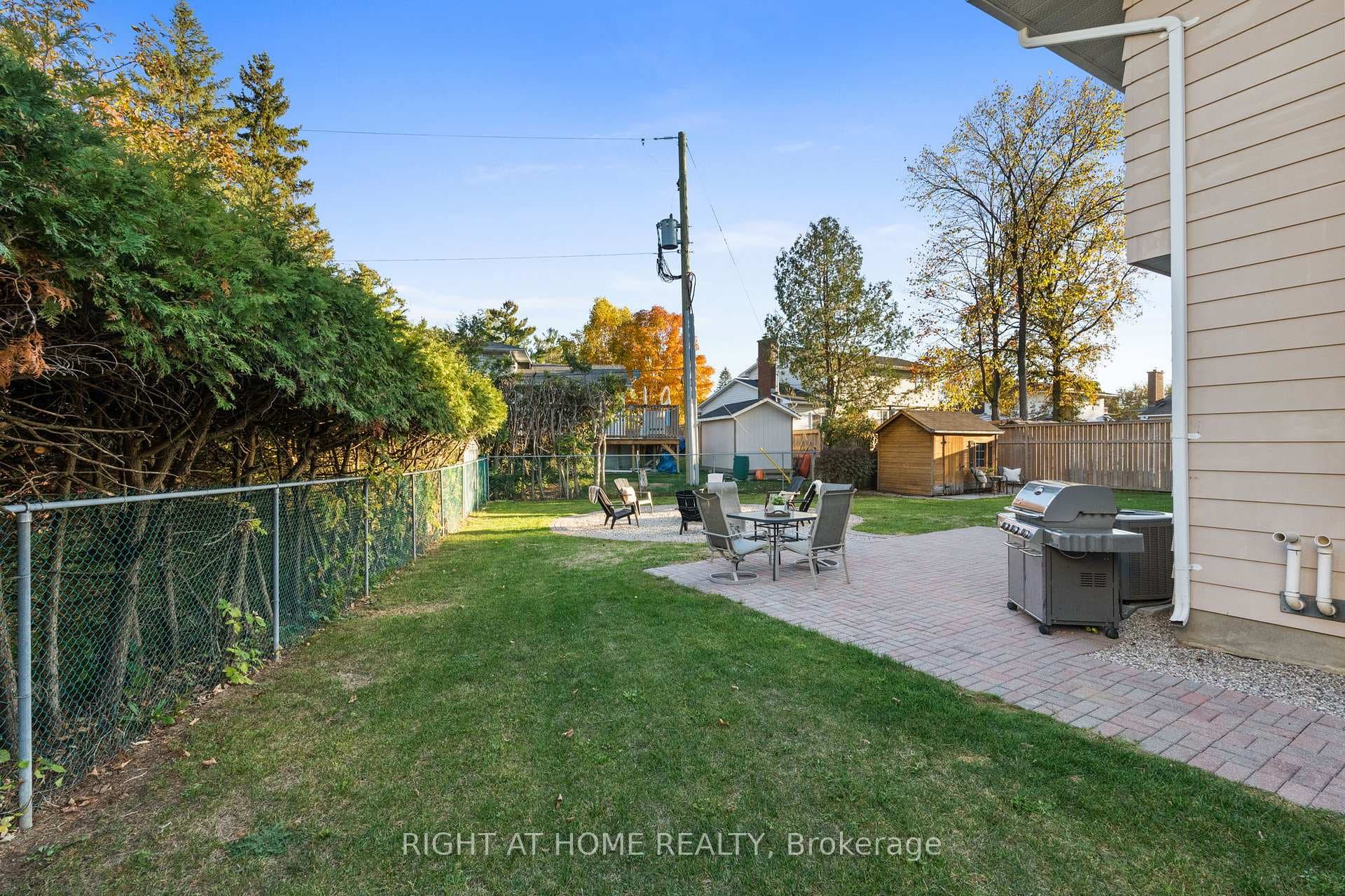 12 BUTTERFIELD Road photo 35