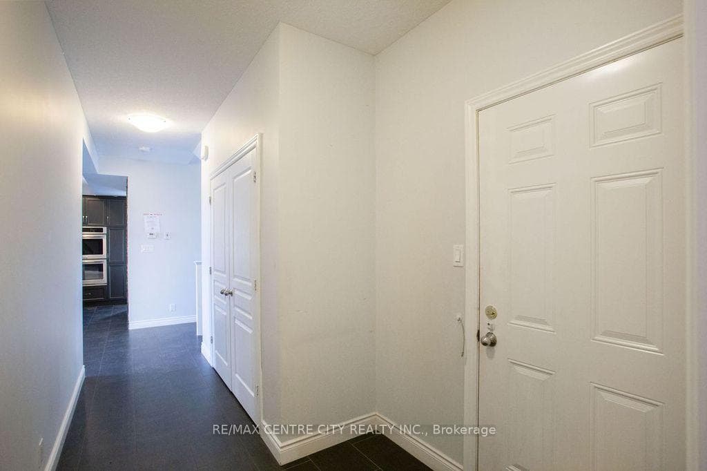 7 Turnberry Court photo 19