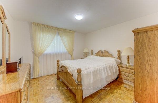 141 Hazelglen Drive photo 23