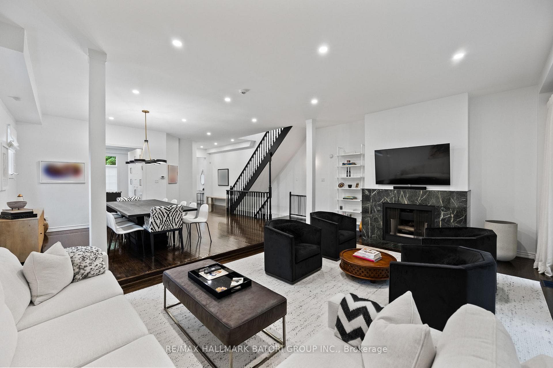 274 Oriole Parkway photo 4