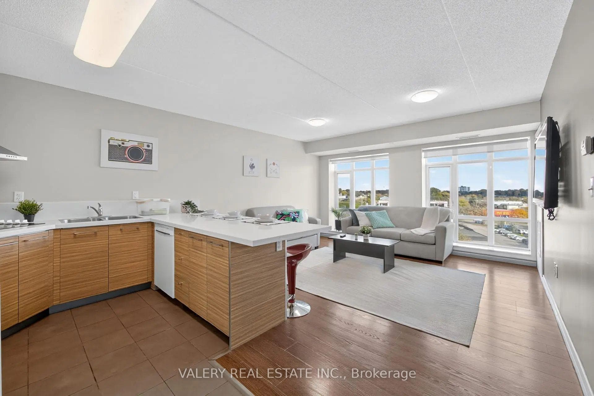 328 Regina Street Unit 602 photo 3