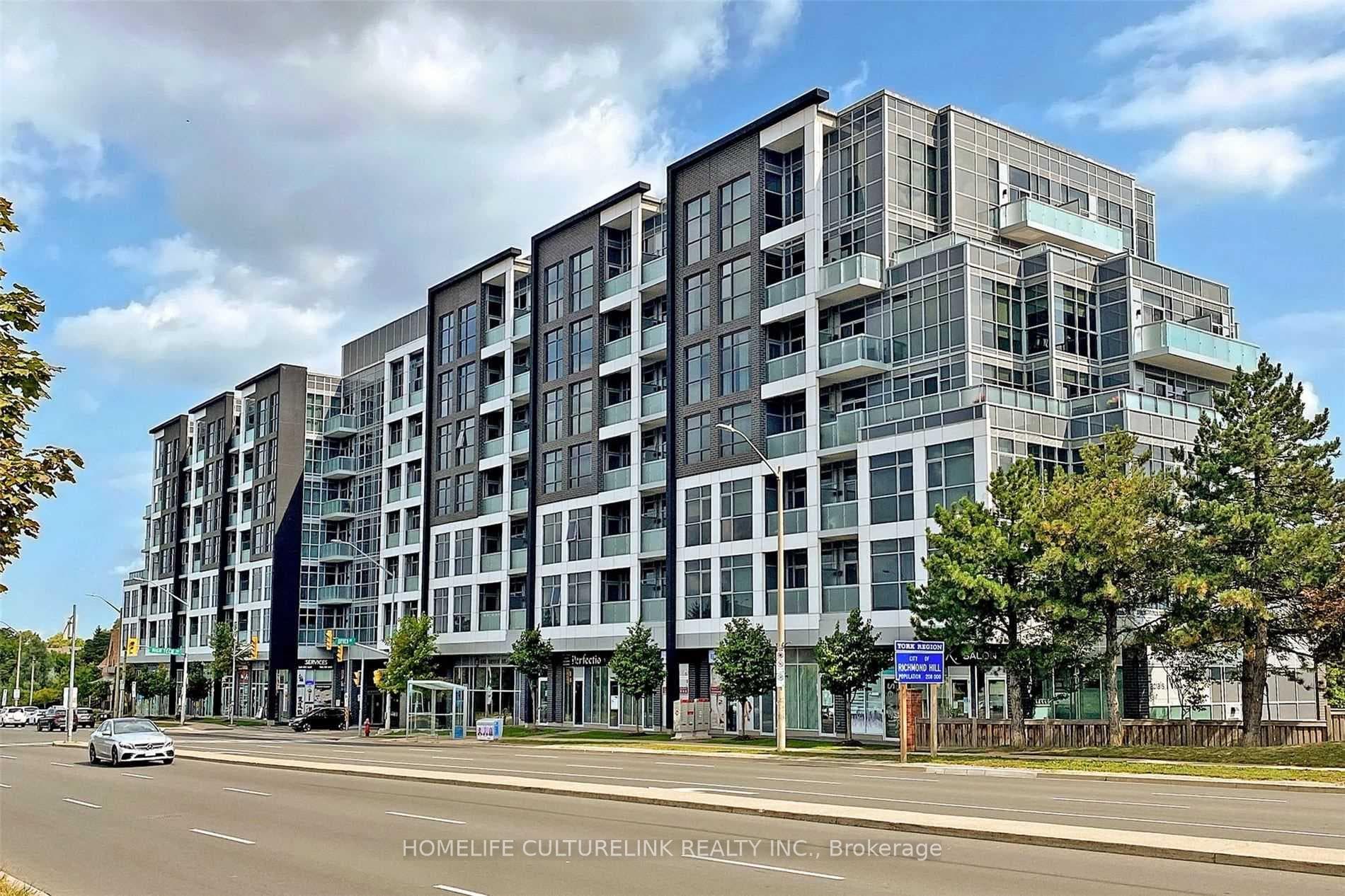 8763 Bayview Avenue Unit 827 photo 1
