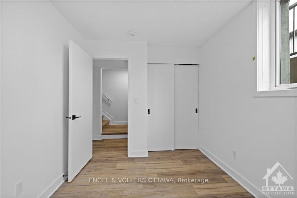 1260 MARENGER Street Unit D photo 17