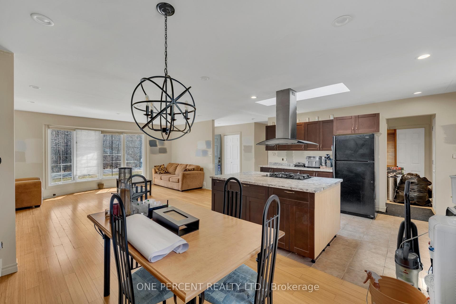 57 Cortleigh Drive photo 10