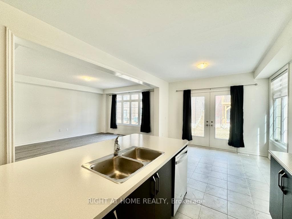 7 Sassafras Road photo 8
